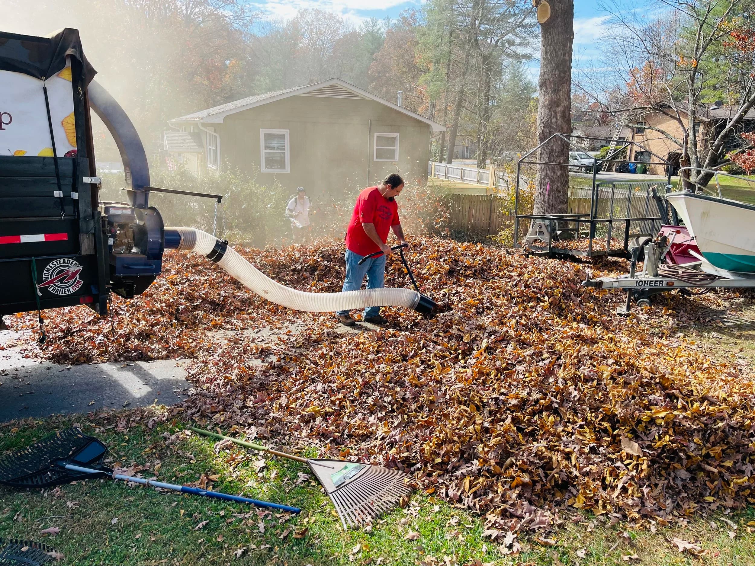 Leaf Removal Services in Simsbury, CT